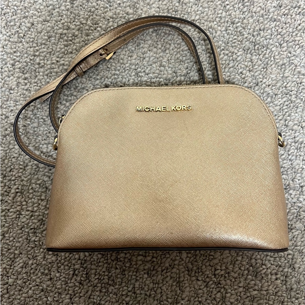 Michael Kors Cindy Dome Crossbody Bag in Metallic Gold